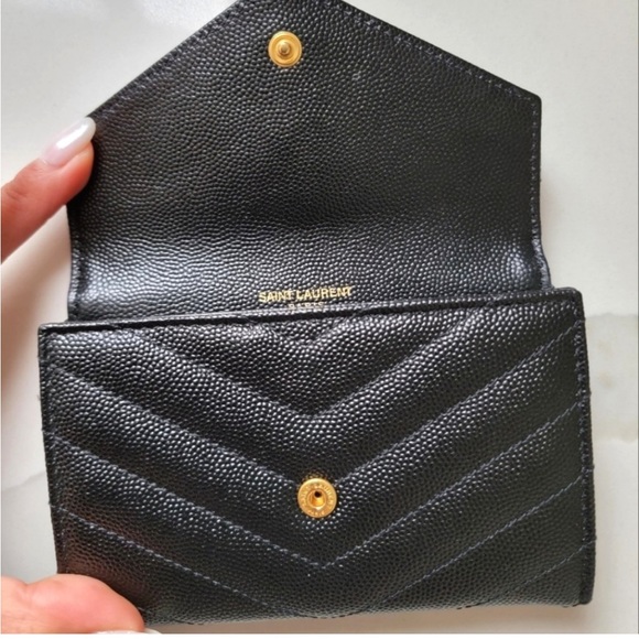 Saint Laurent small envelope wallet - Picture 3 of 3